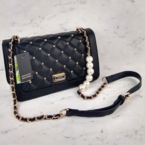NWOT Badgely Mischka Quilted Crossbody